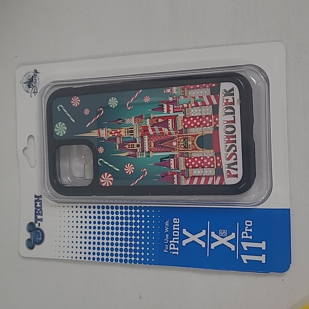 NWT Disney Parks Annual Passholder Iphone X Xs 11 pro phone case Castle …